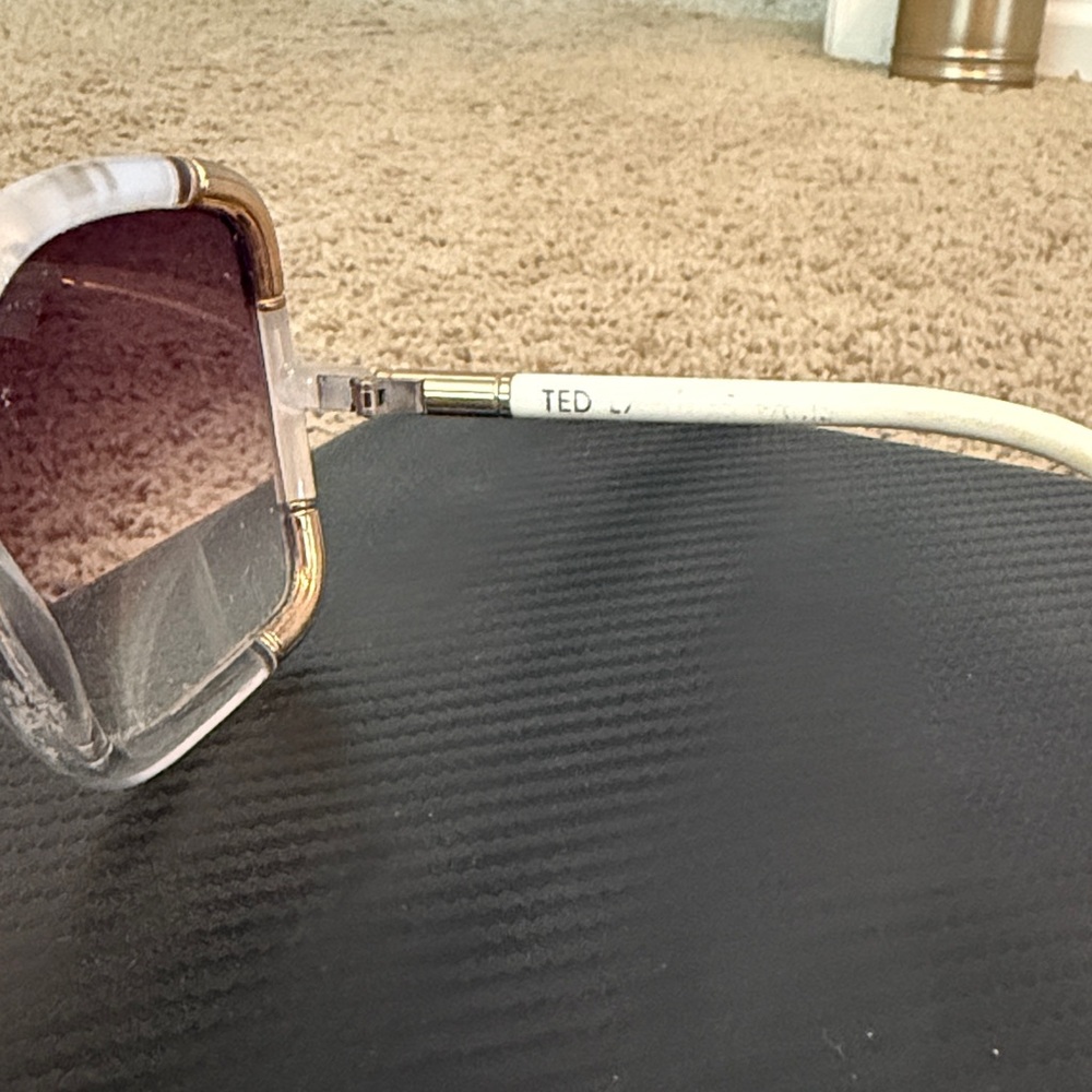 Ted Baker White and Gold Women's Sunglasses - Picture 4 of 8